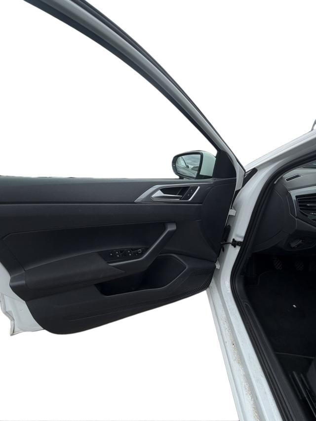 Volkswagen Polo VI Highline*8-fach*DAB*Sitzheizung*Garantie 
