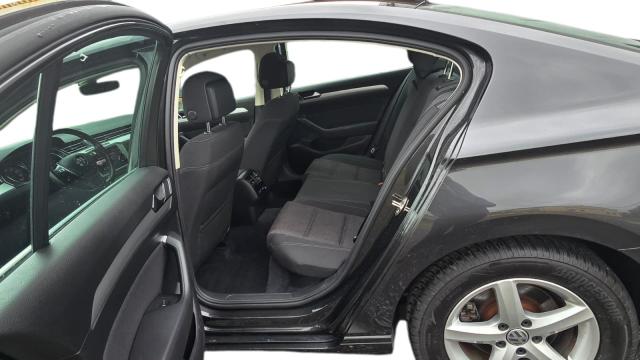 Volkswagen Passat Lim. 1.4TSI Comfortline BMT* Klima Navi 