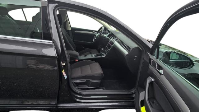 Volkswagen Passat Lim. 1.4TSI Comfortline BMT* Klima Navi 