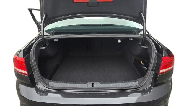 Volkswagen Passat Lim. 1.4TSI Comfortline BMT* Klima Navi 