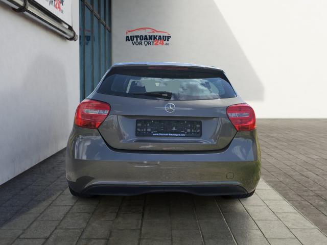 Mercedes-Benz A-Klasse A 180 BlueEfficiency*Navi*8-fach* Klima 