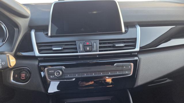 BMW 2er Active Tourer 220 i Gran Advantage* Klima Navi 