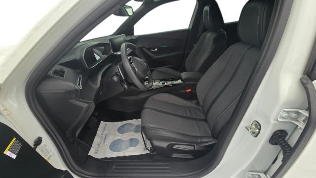 Peugeot 2008 Allure Pack*1.2 eTHP PureTech* Klima 