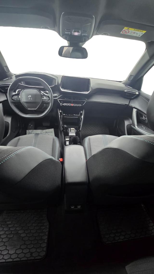 Peugeot 2008 Allure Pack*1.2 eTHP PureTech* Klima 