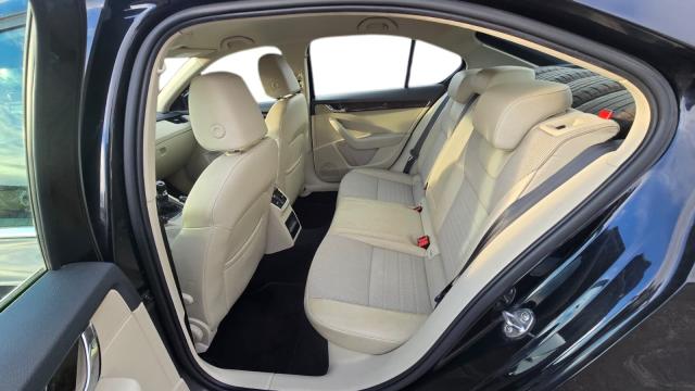 Skoda Octavia Lim. Elegance*NAVI*DAB* Klima Navi 