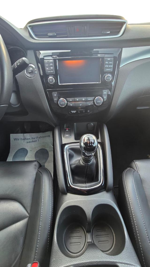 Nissan Qashqai Tekna+*PANO*LEDER*1.HAND* Klima Navi 