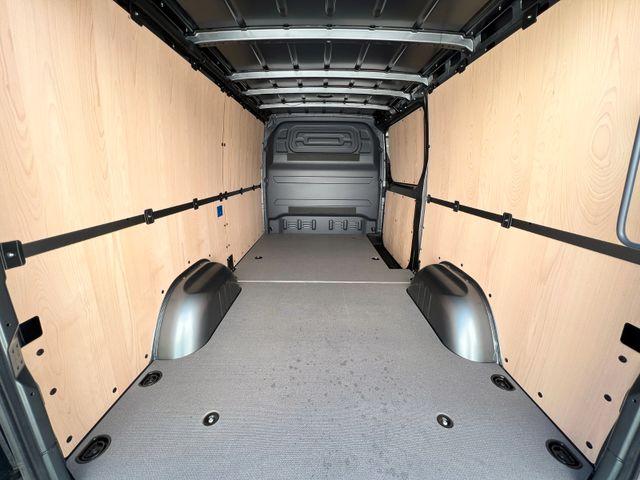 Mercedes-Benz Sprinter 319 CDI L2H1*AHK 3,5t*AUTOMATIK*LED*SOF 