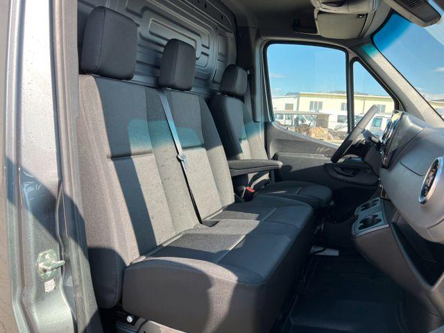 Mercedes-Benz Sprinter 319 CDI L2H1*AHK 3,5t*AUTOMATIK*LED*SOF 