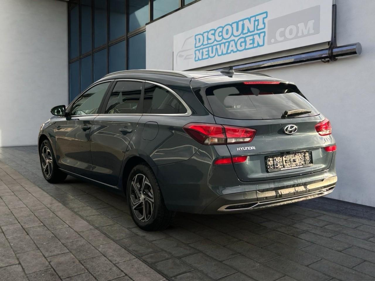 Hyundai i30 1.5 Smart*Kam*Temp*Carplay*4Zyl. Klima, EU-Neuwagen &  Reimporte, Autohaus Kleinfeld, EU Fahrzeuge