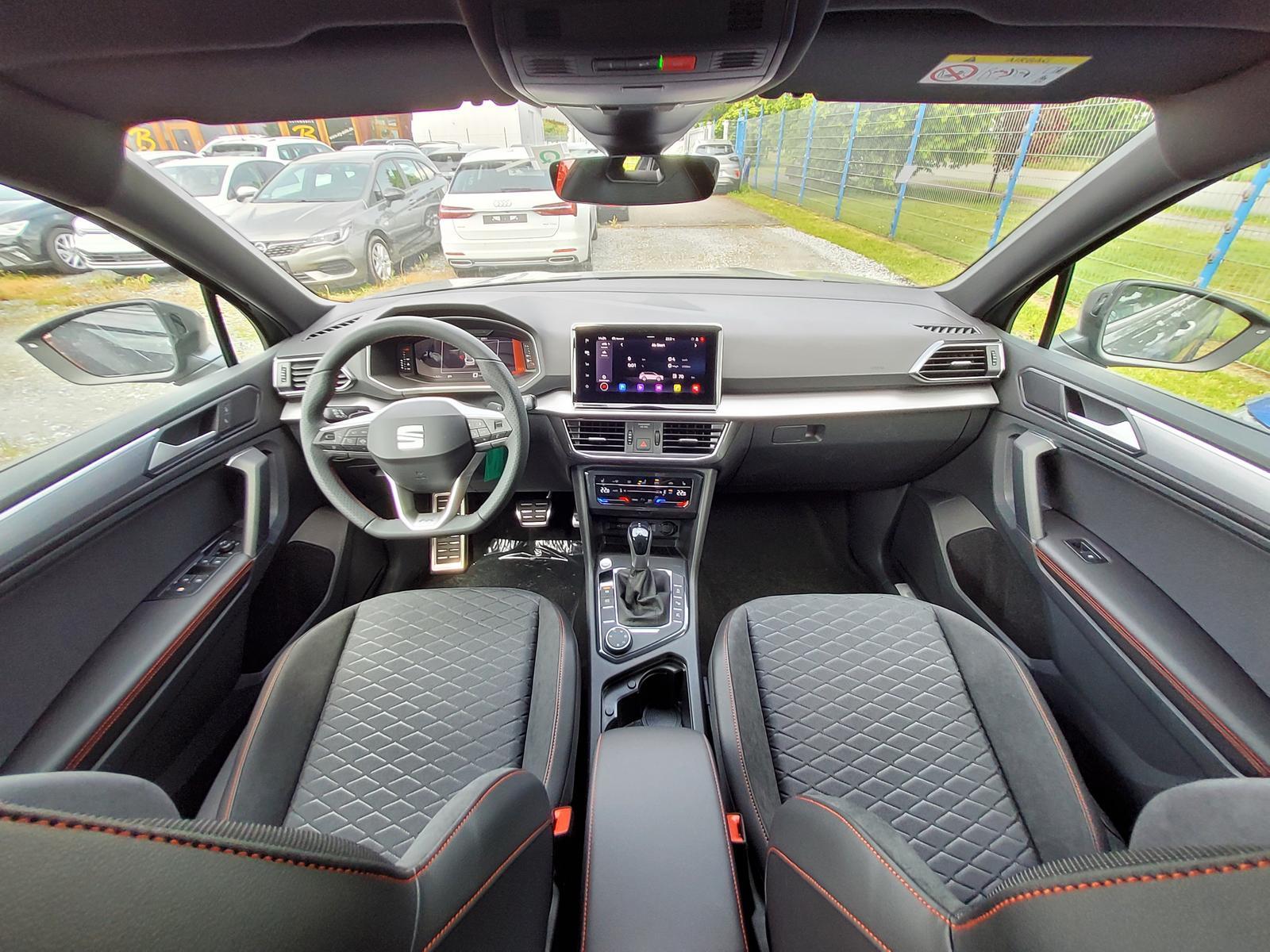 Seat Tarraco FR 4Drive 2.0 TSI DSG 7- Sitzer /ACC/LED Neuwagen mit