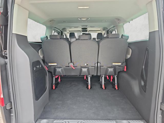 Ford Tourneo Custom 310 L2 Titanium 2.0 TDCi 9-Sitzer 