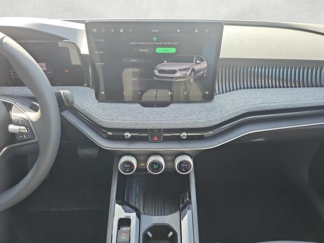 Skoda Superb Combi 2.0 TDI 110kW Selection DSG Massage Navi 