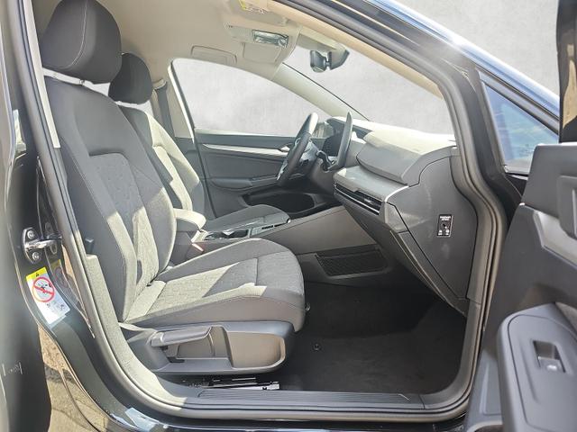 Volkswagen Golf 2.0 TDI 110 kW Life DSG / ACC Area View 17" 