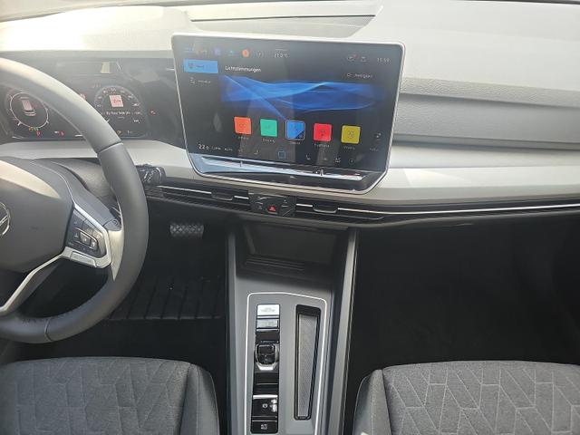 Volkswagen Golf 2.0 TDI 110 kW Life DSG / ACC Area View 17" 