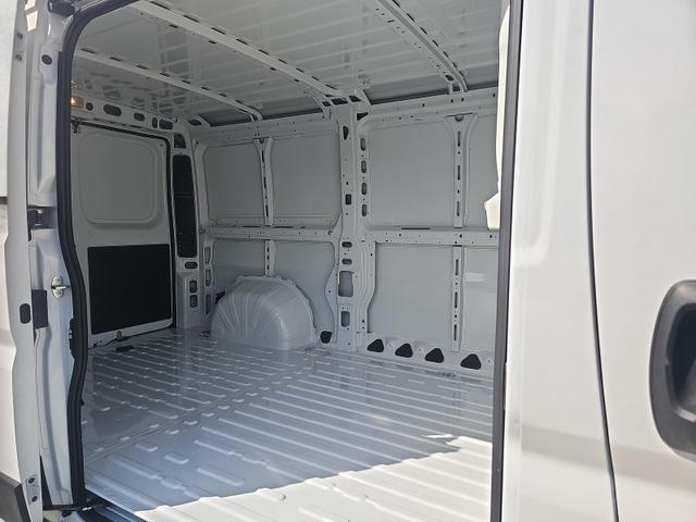 Opel Movano L2H1 Cargo 2.2 BlueHDI140 Tempomat PDC 