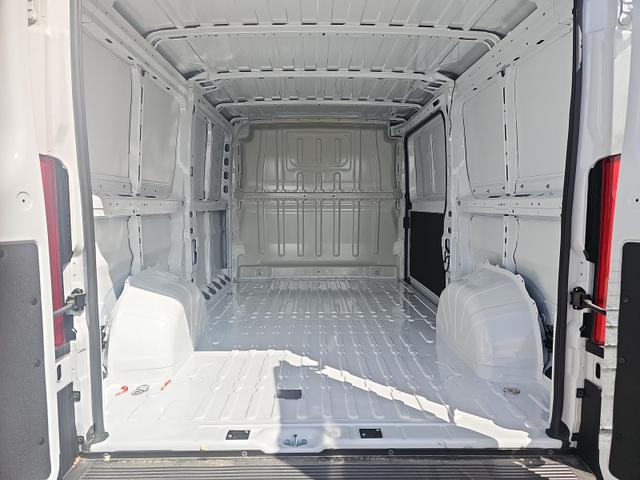 Opel Movano L2H1 Cargo 2.2 BlueHDI140 Tempomat PDC 