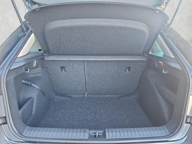 Skoda Kamiq Selection 1.0 TSI DSG Kamera / Kessy 17" 