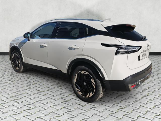 Nissan Qashqai N-Connecta 4x4 1.3 DIG-T X-Tronic / Pano 