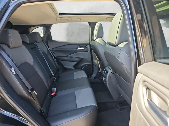 Nissan Qashqai N-Connecta 4x4 1.3 DIG-T X-Tronic / Pano 