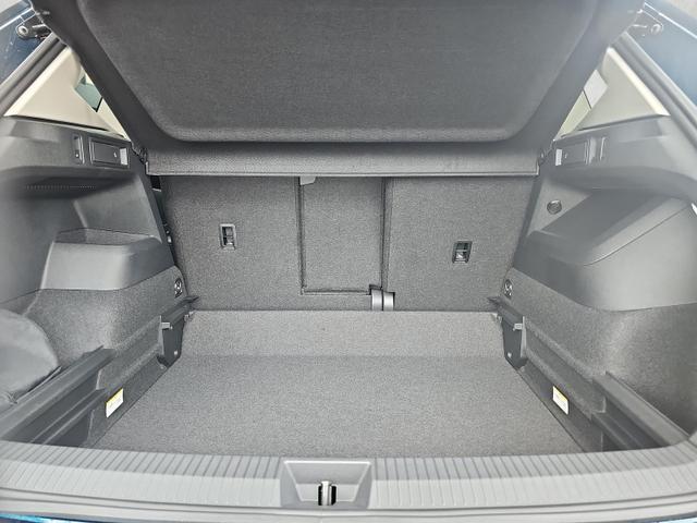 Volkswagen Tiguan 2.0 TDI 110 kW Elegance DSG IQ.Light AHK Keyless 