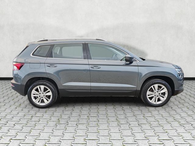 Skoda Karoq Style 2.0 TDI Navi / AHK schwenkb. Kessy 