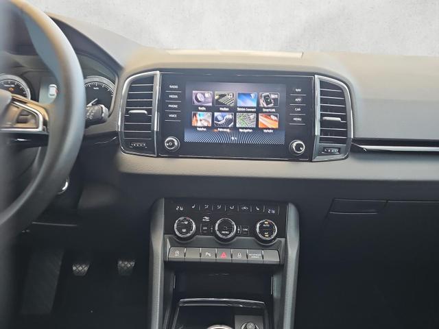 Skoda Karoq Style 2.0 TDI Navi / AHK schwenkb. Kessy 
