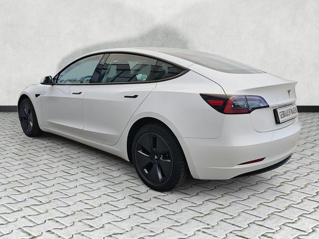 Tesla Model 3 18 Zoll Aero 