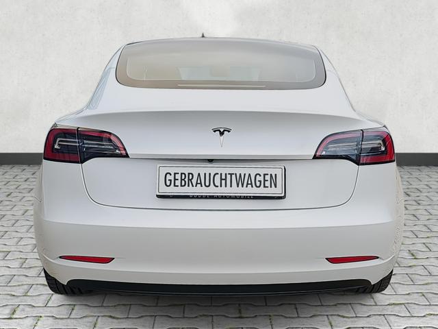 Tesla Model 3 18 Zoll Aero 