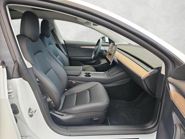 Tesla Model 3 18 Zoll Aero 