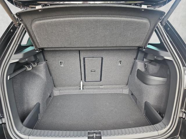 Skoda Karoq Sportline 1.5 TSI DSG / ACC Winterpaket 