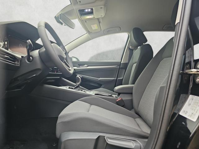 Volkswagen Golf 1.5 TSI 85 kW Limited AHK Kamera Keyless Start 