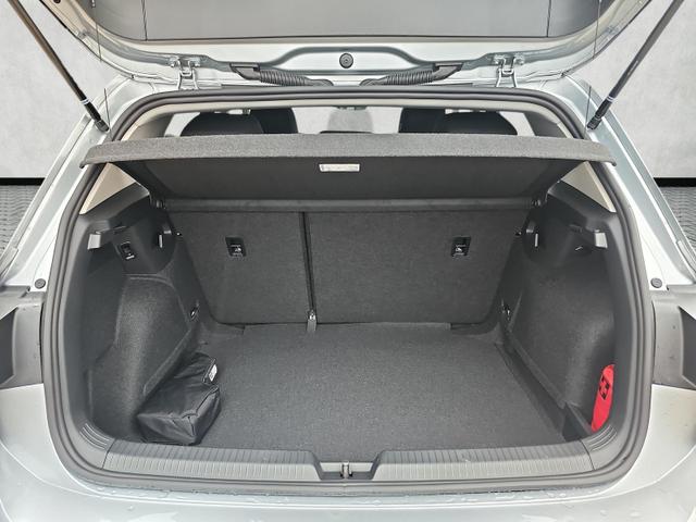 Volkswagen Golf 1.5 TSI 85 kW Limited AHK Kamera Keyless Start 