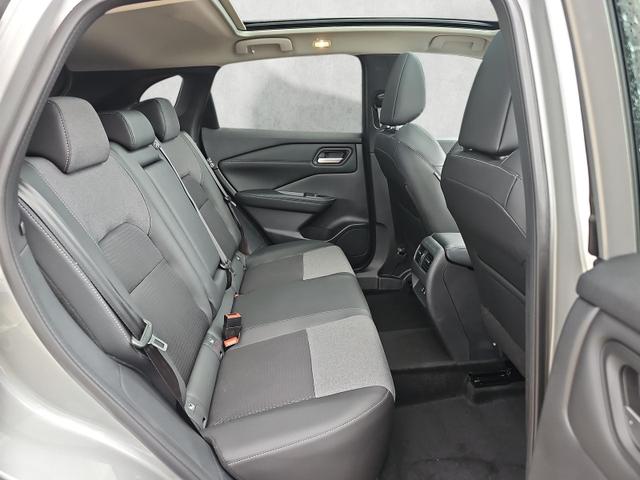 Nissan Qashqai N-Connecta 4x4 1.3 DIG-T X-Tronic / Pano 
