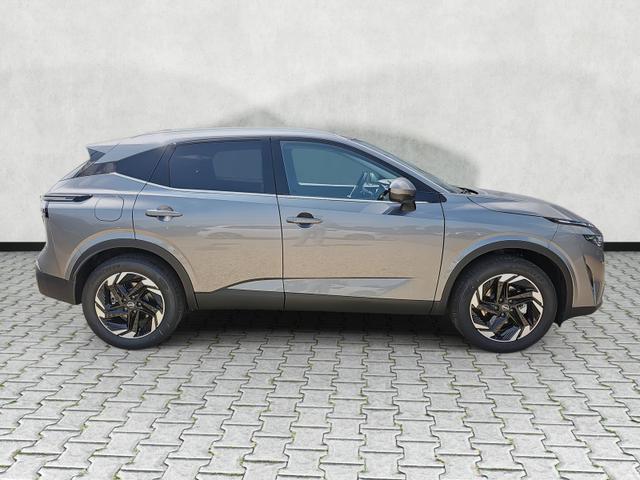 Nissan Qashqai N-Connecta 4x4 1.3 DIG-T X-Tronic / Pano 