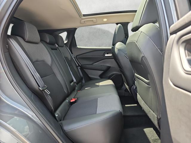 Nissan Qashqai N-Connecta 4x4 1.3 DIG-T X-Tronic / Pano 