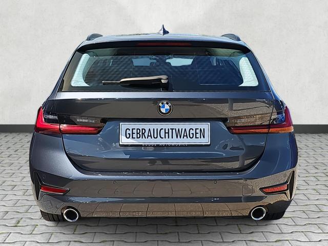 BMW 3er 320 d xDrive Advantage 320d Touring / Navi Induktiv. 