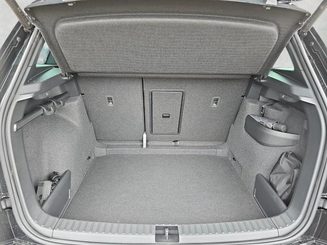 Skoda Karoq Sportline 4x4 2.0 TSI DSG ACC AHK Kessy 