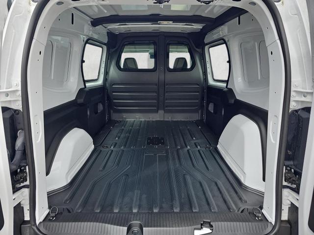 Nissan Townstar EV L2 45kWh 2.5T AHK CCS LED Leder mSHZ 