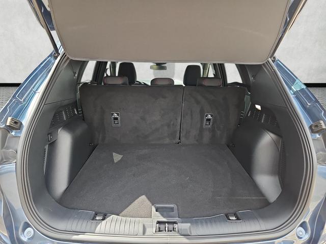 Ford Kuga ST-Line 1.5 EcoBoost / Winterpaket /Keyless 