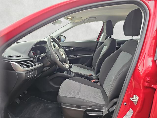Fiat Tipo Kombi POP SW 1.4 Navi Sitzheizung Tempomat 
