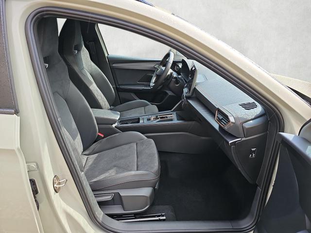 Cupra Leon Sportstourer 2.0 TSI 245 kW 4Drive VZ DSG / Sennh. 
