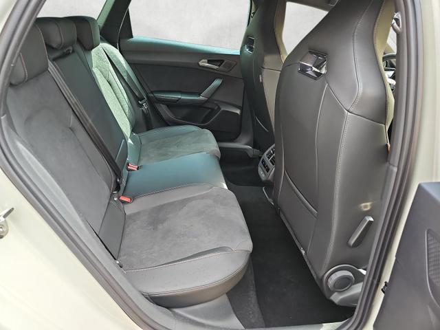 Cupra Leon Sportstourer 2.0 TSI 245 kW 4Drive VZ DSG / Sennh. 