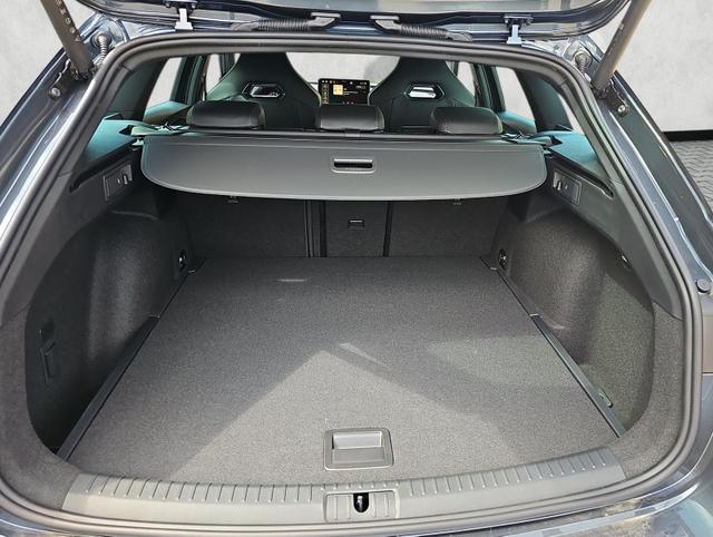 Cupra Leon Sportstourer 2.0 TSI 245 kW 4Drive VZ DSG / Sennh. 