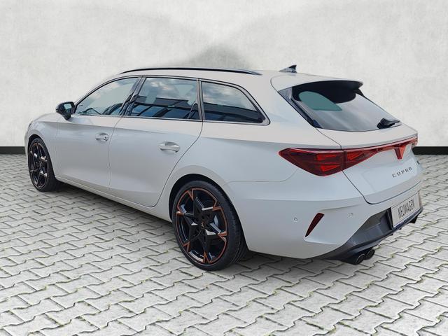 Cupra Leon Sportstourer 2.0 TSI 245 kW 4Drive VZ DSG / Sennh. 