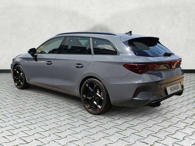 Cupra Leon Sportstourer 2.0 TSI 245 kW 4Drive VZ DSG / Sennh. 