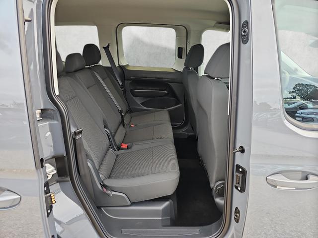 Volkswagen Caddy Basis 1.5 TSI DSG Family 5-Si. AppCon AHK Kamera 