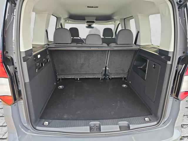 Volkswagen Caddy Basis 1.5 TSI DSG Family 5-Si. AppCon AHK Kamera 