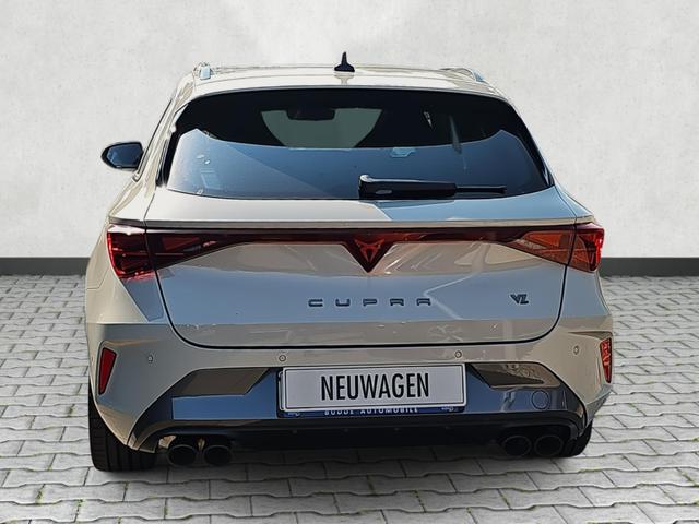 Cupra Leon Sportstourer 2.0 TSI 245 kW 4Drive VZ DSG Pano AHK 