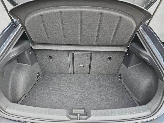 Cupra Leon 2.0 TSI 221 kW VZ DSG / el. Schiebed. Sennheiser 