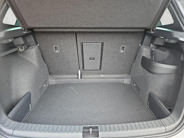 Skoda Karoq Sportline 4x4 2.0 TSI DSG Leder AHK Pano 